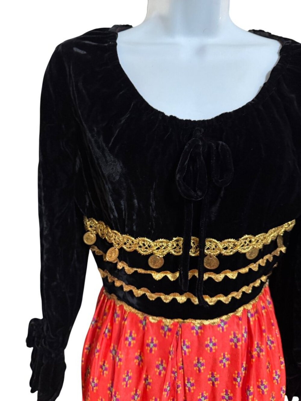 Vintage 1960s/1970s Sandine Originals Harem Jumpsuit With Black Velvet Bodice V - Picture 4 of 10